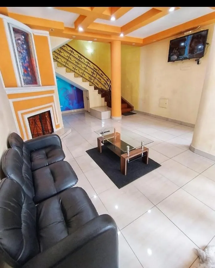 Yalconia Home 5 Beds Quito